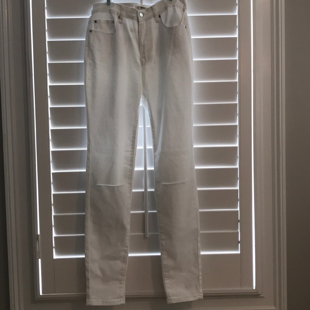 White Forever 21 Jeans with rips at knees
